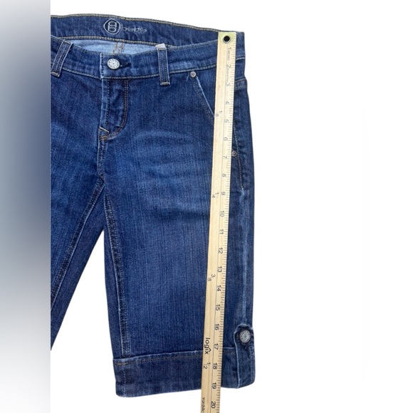 Bebe Vintage Denim Bermuda Shorts Size 26 Decorative Buttons Sailor Pant Y2K - Picture 6 of 12